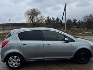 Opel Corsa foto 4