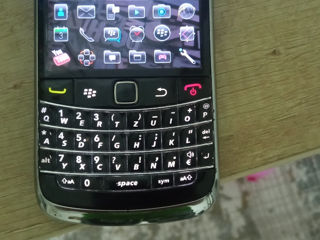 Телефон Black Berry