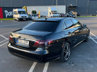 Mercedes E-Class foto 3