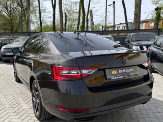 Skoda Superb foto 6