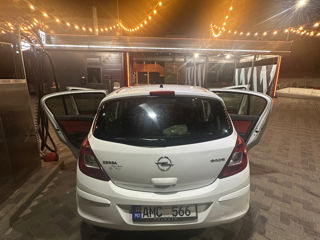 Opel Corsa фото 2