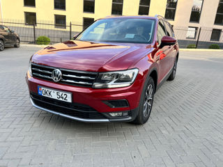 Volkswagen Tiguan foto 1