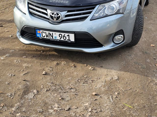 Toyota Avensis foto 7