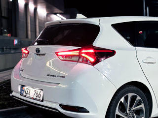 Toyota Auris foto 4