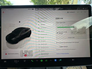 Tesla Model Y foto 18