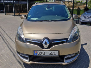 Renault Grand Scenic foto 2