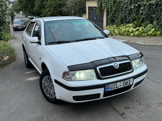 Skoda Octavia foto 2