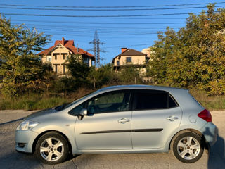 Toyota Auris foto 2