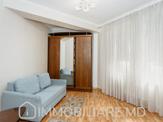 Apartament cu 2 camere, 117 m², Centru, Chișinău foto 5