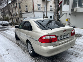 Mazda 626 foto 6