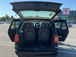 Volkswagen Sharan foto 5