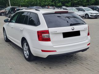 Skoda Octavia foto 5