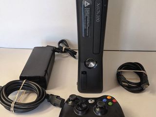 Xbox360 super slim(E) 250 -1000gb + Freebot + 160игр, Kinect.