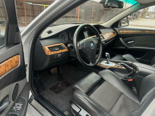 BMW 5 Series foto 7