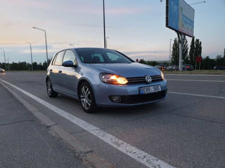 Volkswagen Golf foto 1