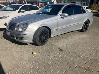 Mercedes E-Class