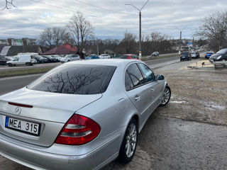 Mercedes E-Class foto 5