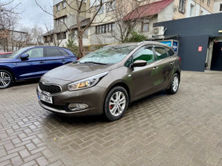 KIA Ceed foto 2