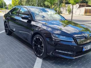 Skoda Superb foto 3