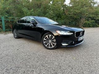 Volvo S90 foto 2