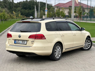 Volkswagen Passat foto 4