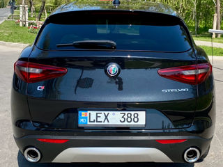 Alfa Romeo Stelvio foto 5