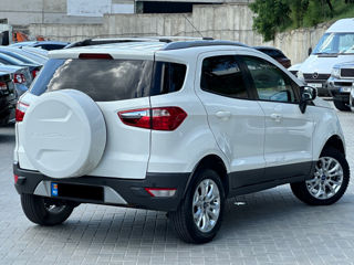 Ford EcoSport foto 3