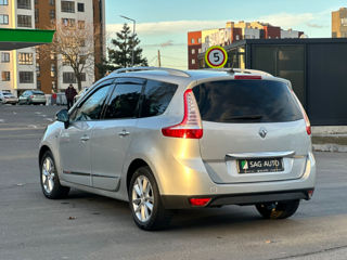 Renault Grand Scenic foto 2