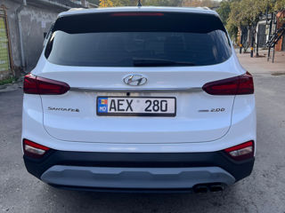 Hyundai Santa FE foto 2