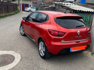 Renault Clio foto 4