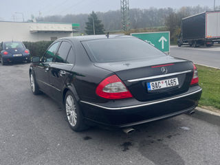 Mercedes E-Class foto 4