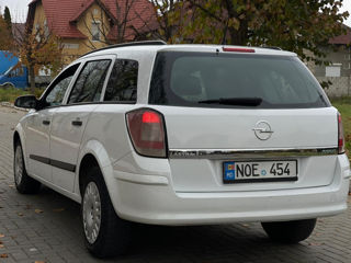 Opel Astra foto 4