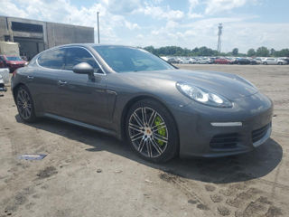 Porsche Panamera foto 4