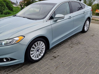 Ford Fusion foto 6