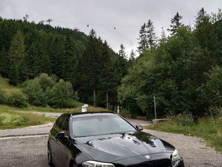 BMW 5 Series foto 3