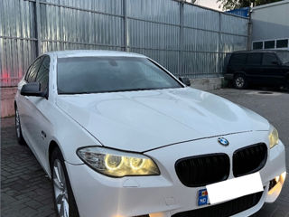 BMW 5 Series foto 2