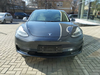 Tesla Model 3 foto 3