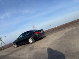 BMW 5 Series foto 3