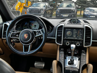 Porsche Cayenne foto 12