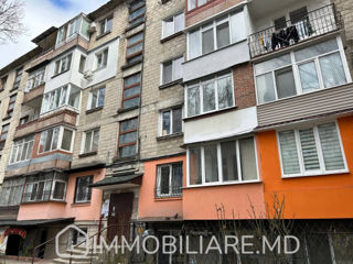 Apartament cu 2 camere, 49 m², Centru, Chișinău