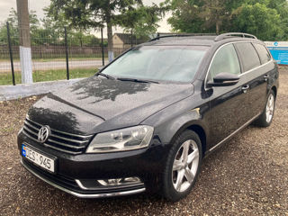 Volkswagen Passat foto 1