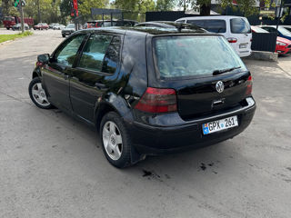 Volkswagen Golf foto 4