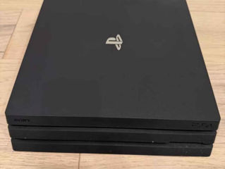 PlayStation 4 foto 2