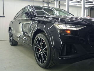 Audi Q8 foto 3