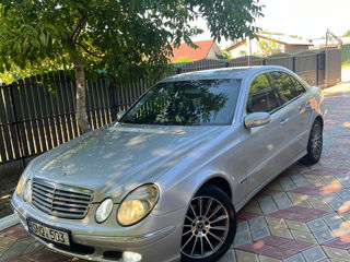 Mercedes E-Class foto 3