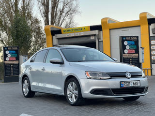 Volkswagen Jetta foto 2