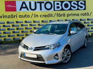 Toyota Auris foto 1