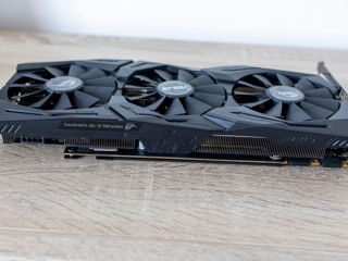 Asus Strix Gtx 1070 Ti foto 3