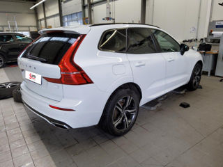 Volvo XC40 фото 4