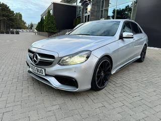 Mercedes E-Class foto 3